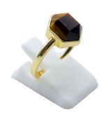 Pierścień z sześciokątnym tygrysim okiem ze srebra próby 925