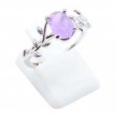 Pierścionek „Szept Lauru” ze srebra próby 925 – ametyst