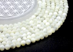 Perles Mother of Pearl 8mm sur fil 40cm
