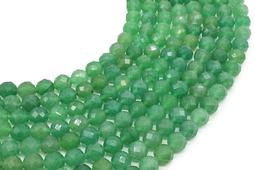 8 mm fasetowane koraliki zielonego awenturynu na sznurze o długości 38 cm