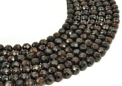 8mm fasetowane koraliki granatu na 40cm nici