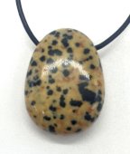 Jaspis dalmatyński walcowany, przekłuty 3 cm
