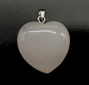 Wisiorek serce z kryształu górskiego 2,5 cm